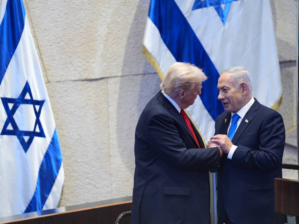 La resurrezione di Bibi. Cresce nei sondaggi e pensa al salvacondotto La resurrezione di Bibi. Cresce nei sondaggi e pensa al salvacondotto