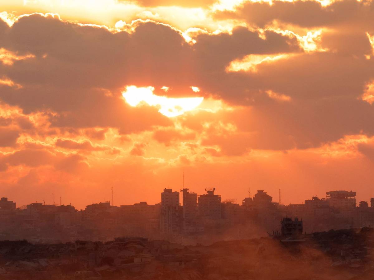 Israele cancella le sanzioni e riapre Rafah, ma Netanyahu avverte: "Hamas si disarmi o sarà l Israele cancella le sanzioni e riapre Rafah, ma Netanyahu avverte: "Hamas si disarmi o sarà l