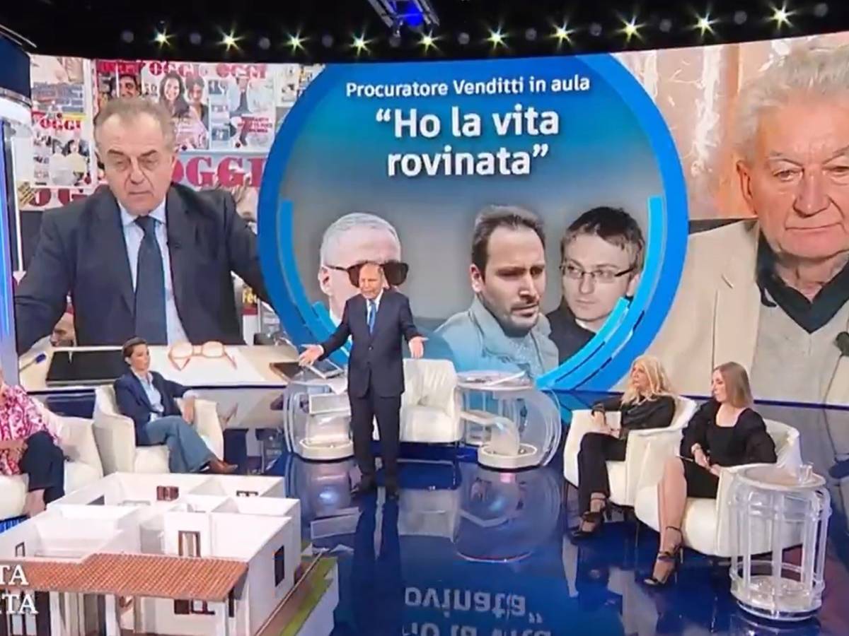 "È intrattenimento". Lovati fa infuriare Bruno Vespa a Porta a Porta "È intrattenimento". Lovati fa infuriare Bruno Vespa a Porta a Porta