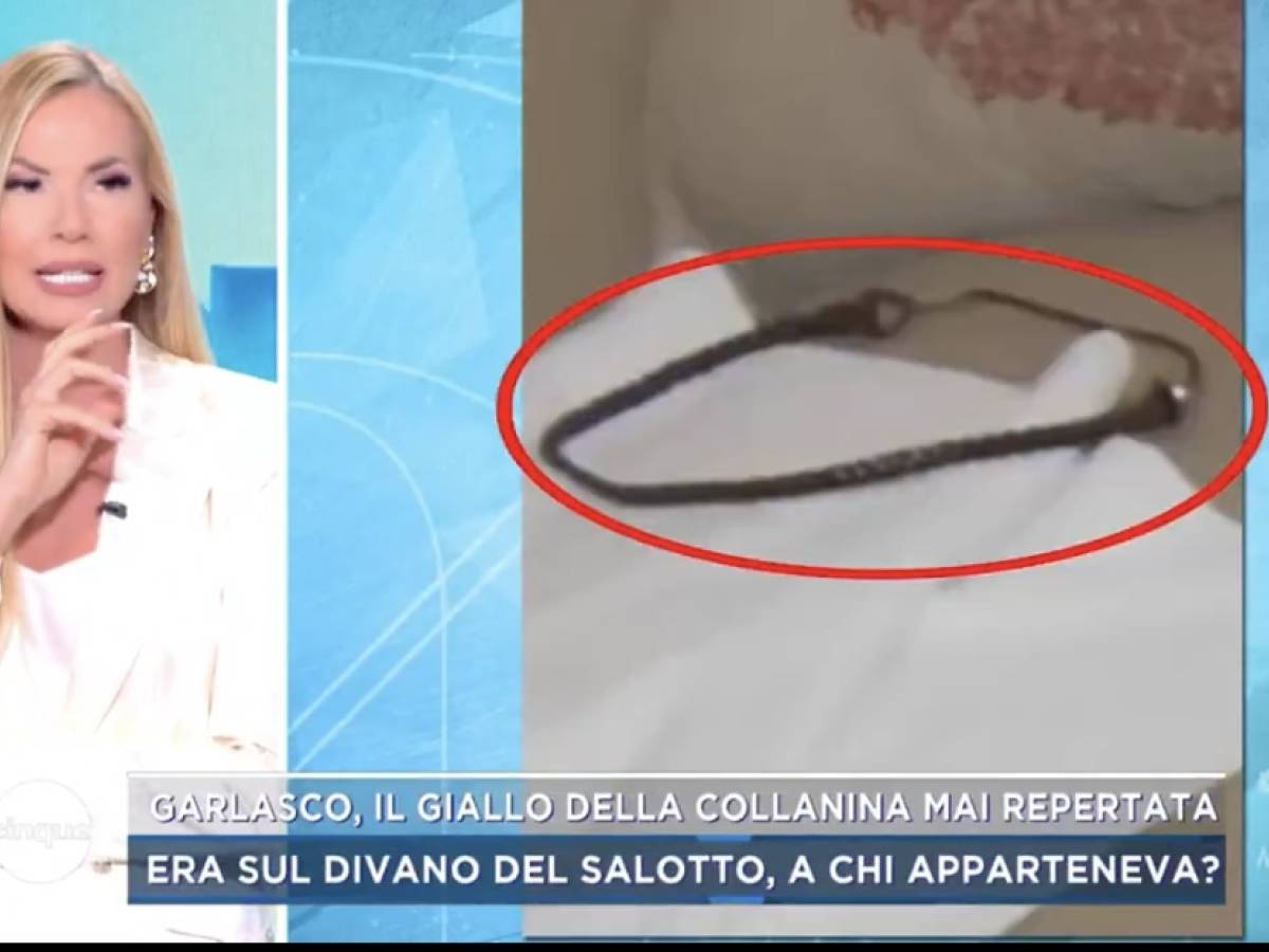 Garlasco, il giallo della collana sul divano mai repertata Garlasco, il giallo della collana sul divano mai repertata