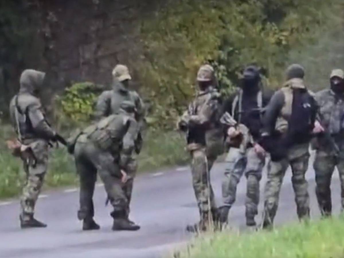 omini verdi di putin ai confini nato chi sono e perch233 la loro apparizione non 232 un buon segnale da Ilgiornale.it omini verdi di putin ai confini nato chi sono e perch233 la loro apparizione non 232 un buon segnale