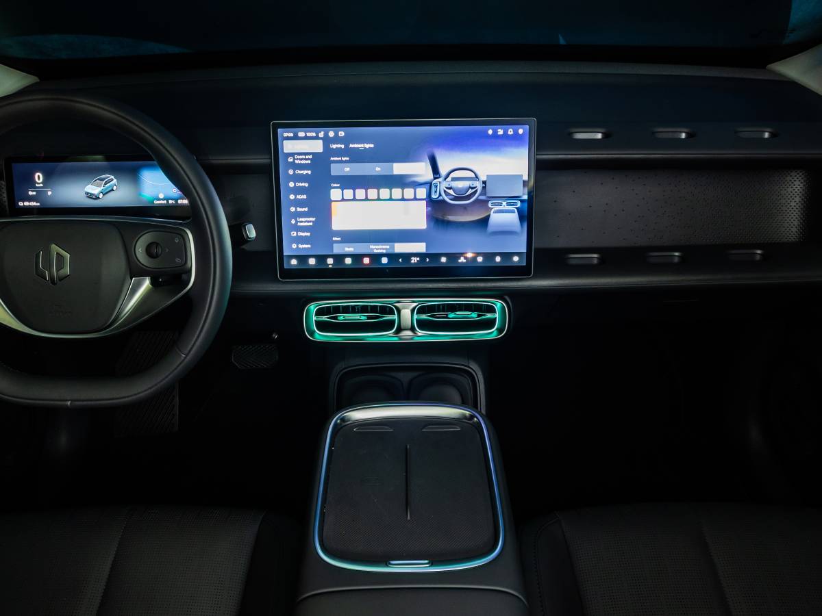Leapmotor B10