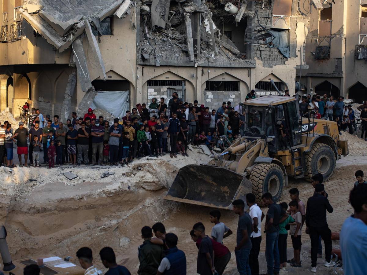 A Gaza la task force per trovare i corpi