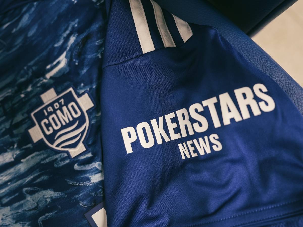 PokerStarsNews sponsor di manica del Como calcio PokerStarsNews sponsor di manica del Como calcio