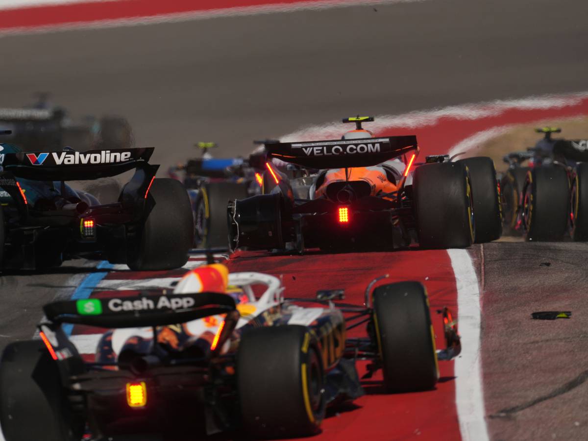 f1 caos al via della sprint race fuori le mclaren vince verstappen ferrari 4176 e 5176