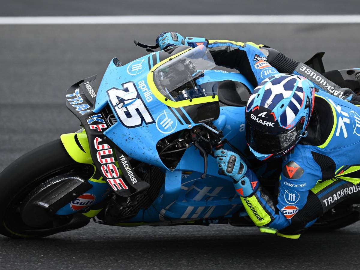 MotoGP Australia, trionfa Raul Fernandez davanti a Diggia e Bezzecchi. Fuori Bagnaia MotoGP Australia, trionfa Raul Fernandez davanti a Diggia e Bezzecchi. Fuori Bagnaia