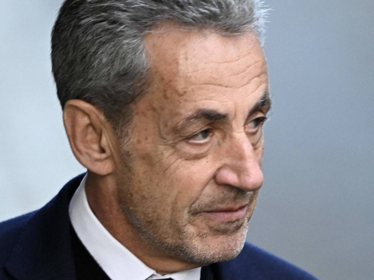 altra tegola su sarkozy nuova condanna a un anno con sei mesi di carcere