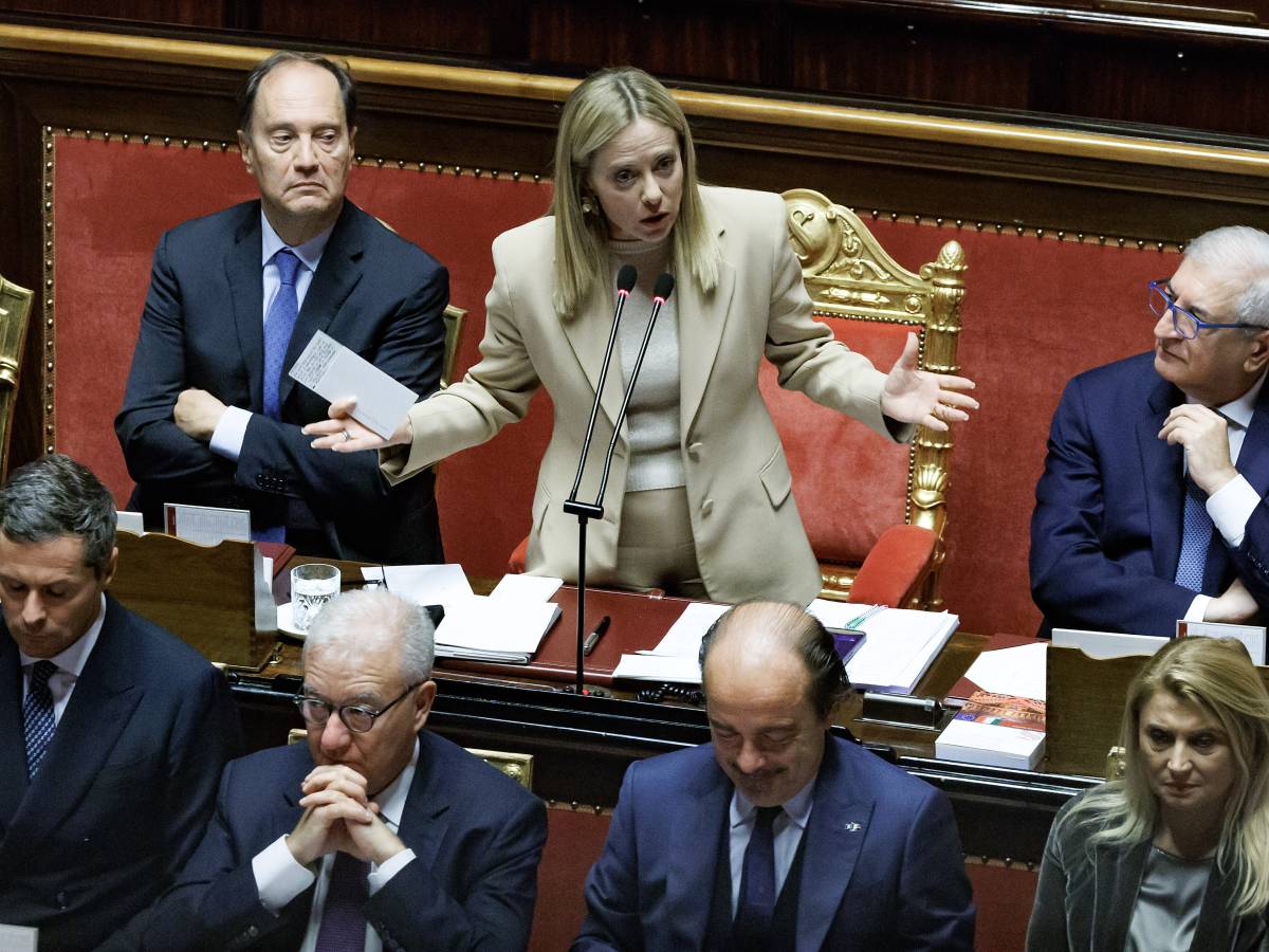 "Non ricordo mobilitazioni per Sallusti e Cerno": la lezione di Meloni alla sinistra sul caso Ranucci "Non ricordo mobilitazioni per Sallusti e Cerno": la lezione di Meloni alla sinistra sul caso Ranucci
