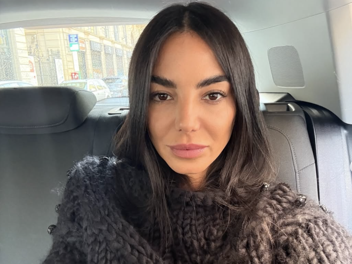 Chiara Biasi e il danno dei filler volumizzanti: "Non fateli, io provo a rimuoverli da 6 anni" Chiara Biasi e il danno dei filler volumizzanti: "Non fateli, io provo a rimuoverli da 6 anni"