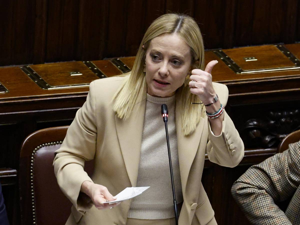 Meloni in Aula asfalta il M5S punto per punto: ecco cosa ha detto Meloni in Aula asfalta il M5S punto per punto: ecco cosa ha detto