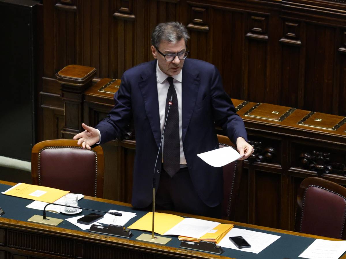 Manovra, imprese scontente. Giorgetti: "Interessi di parte io penso all’intero Paese"