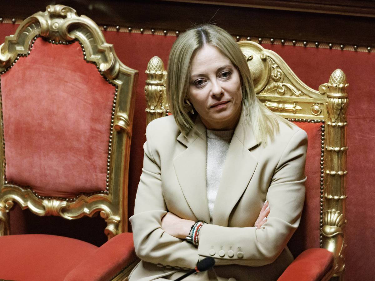 Bankitalia punge il governo sul taglio dell’Irpef e difende le banche. Giorgetti: "Nessuno è rimasto indietro"