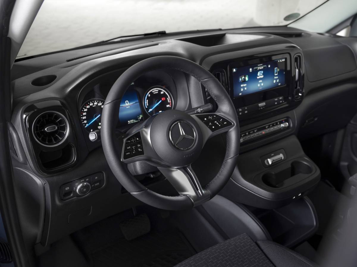 foto mercedes vito tourer 1