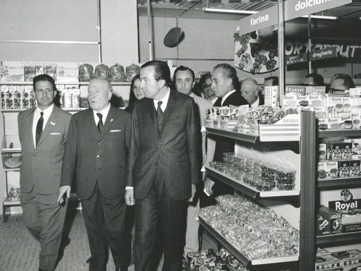 confcommercio 80 anni di storia in mostra a palazzo bovara
