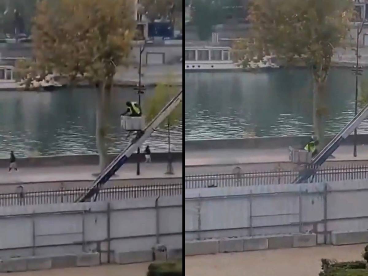 Furto al Louvre, il video della fuga dei ladri virale sul web. Intanto si tenta di restaurare la corona Furto al Louvre, il video della fuga dei ladri virale sul web. Intanto si tenta di restaurare la corona