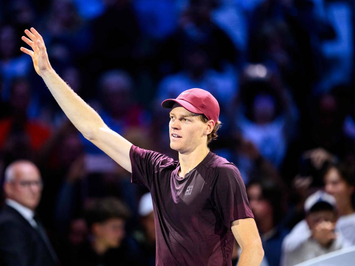 Sinner da applausi: rimonta Zverev e vince l Sinner da applausi: rimonta Zverev e vince l