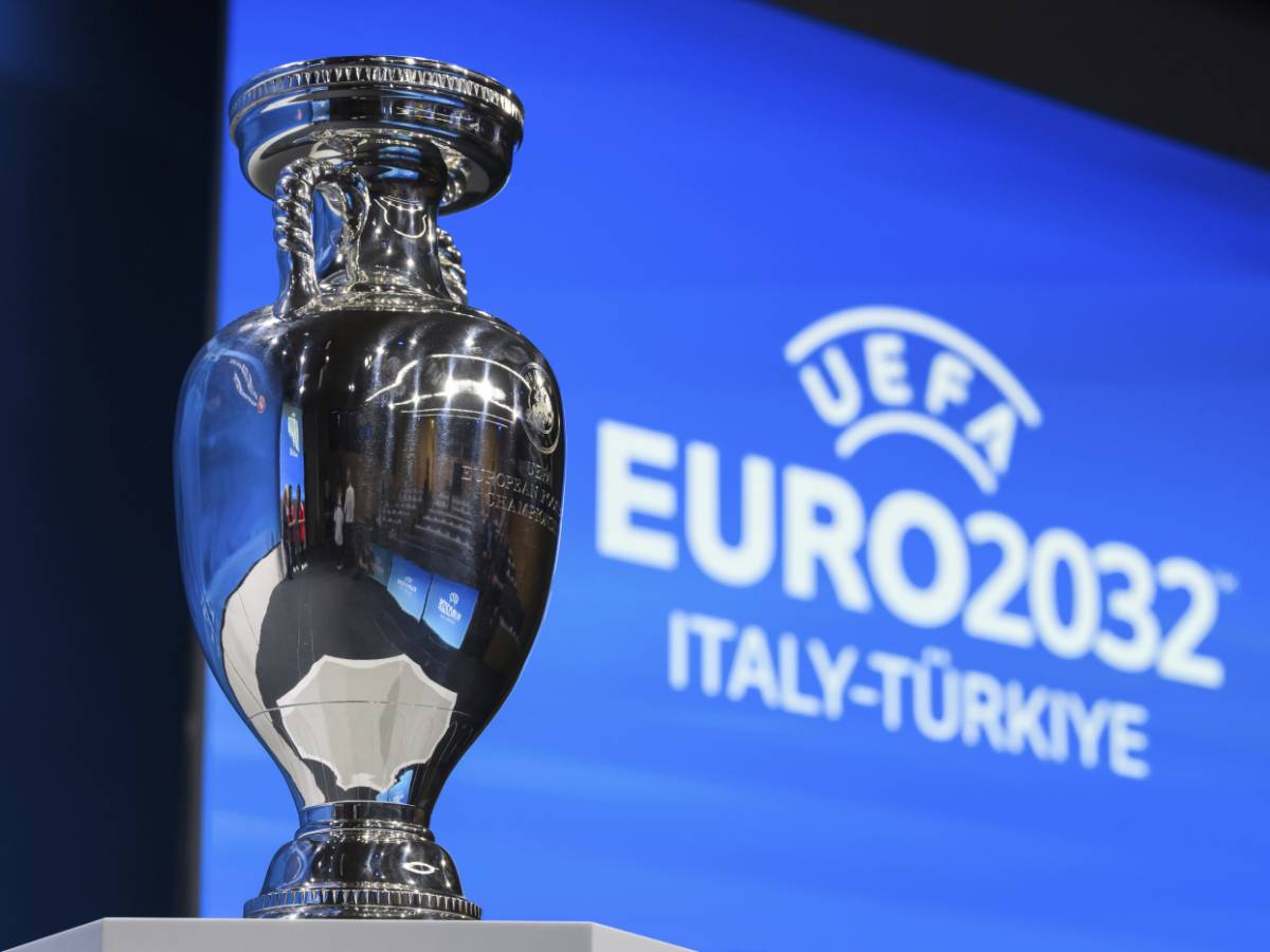 Russia pronta ad ospitare Euro 2032 al posto dell