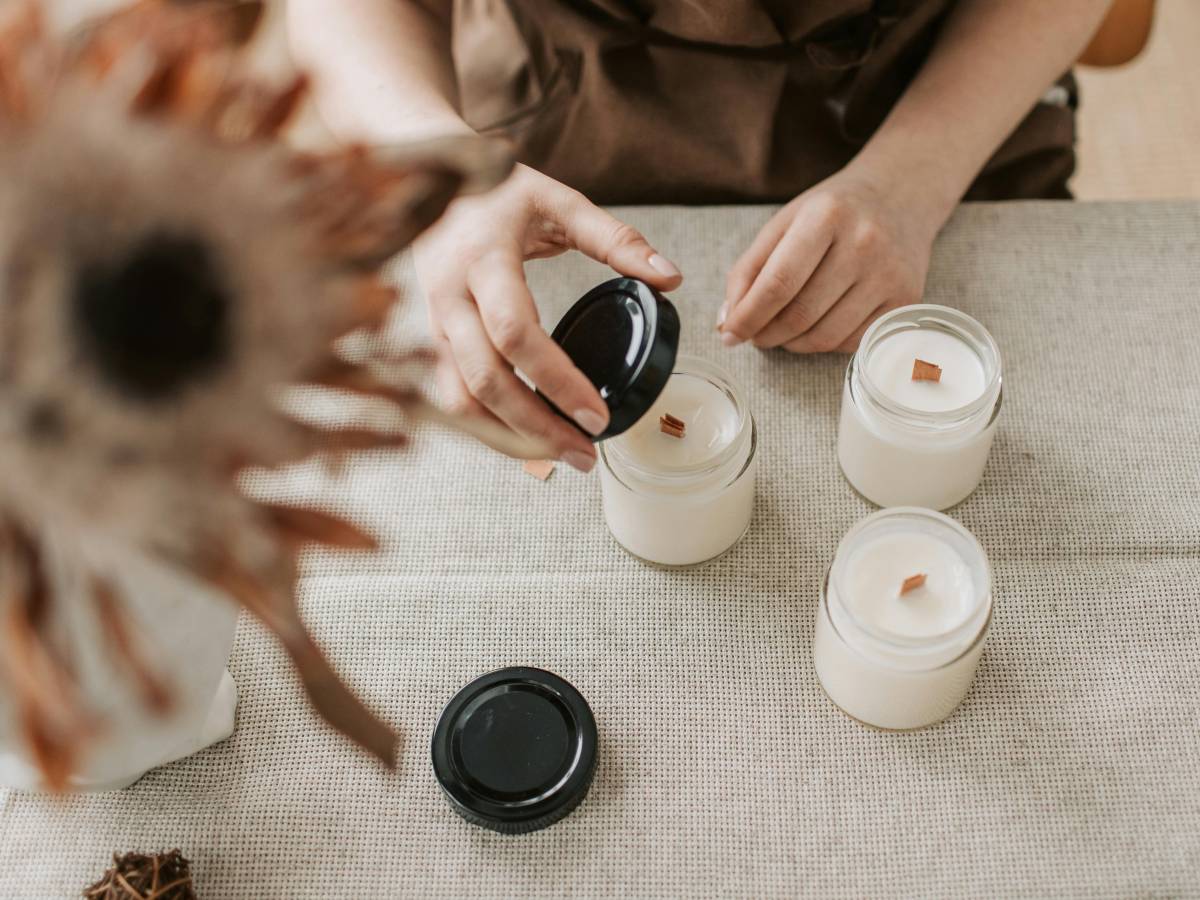 Candele profumate: quali sono le fragranze da scegliere per rilassarsi