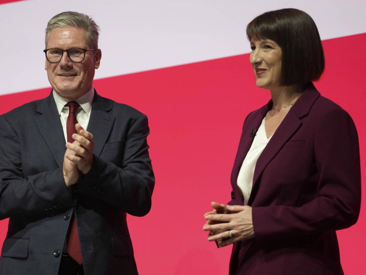 Altri guai per Starmer: la ministra del Tesoro ha violato la legge sugli affitti Altri guai per Starmer: la ministra del Tesoro ha violato la legge sugli affitti