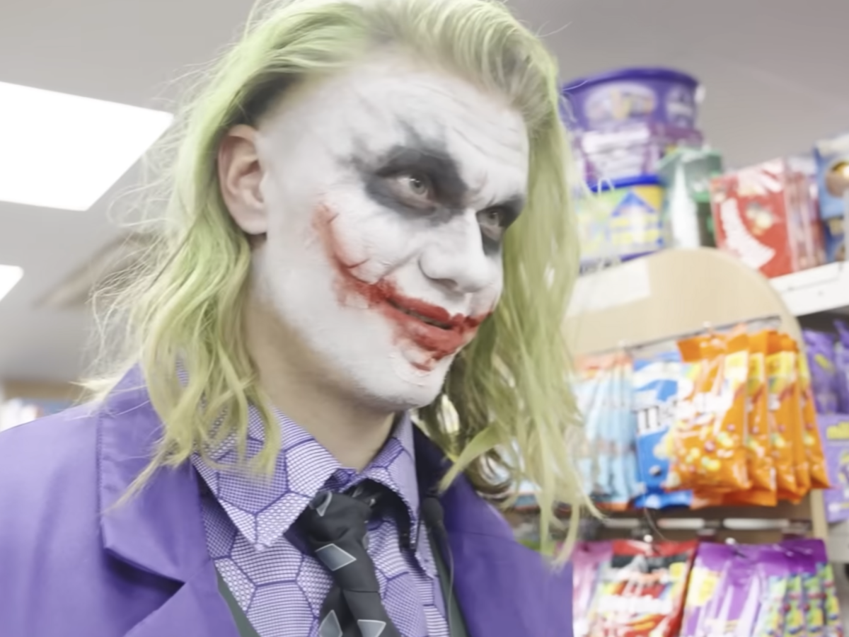 halloween haaland si traveste e va in giro per manchester