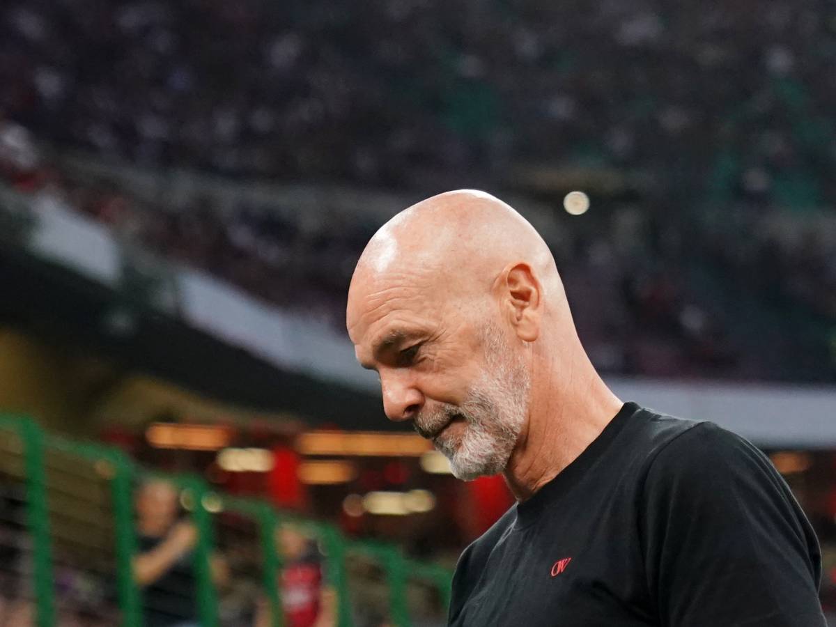 Fiorentina, via Pioli, che rifiuta ogni accordo: ecco chi lo sostituirà sulla panchina dei viola Fiorentina, via Pioli, che rifiuta ogni accordo: ecco chi lo sostituirà sulla panchina dei viola