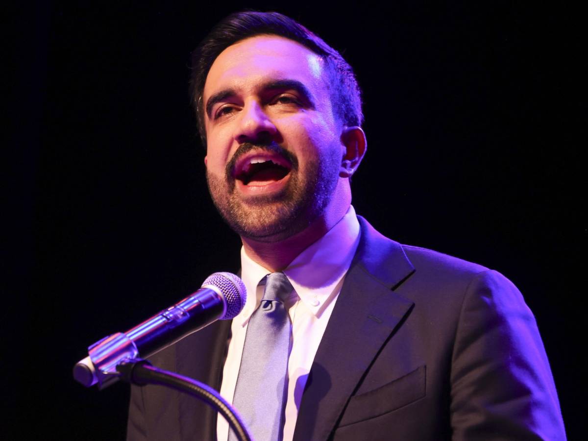 Il discorso della vittoria di Zohran Mamdani e quella sfida a Trump: "So che stai guardando"