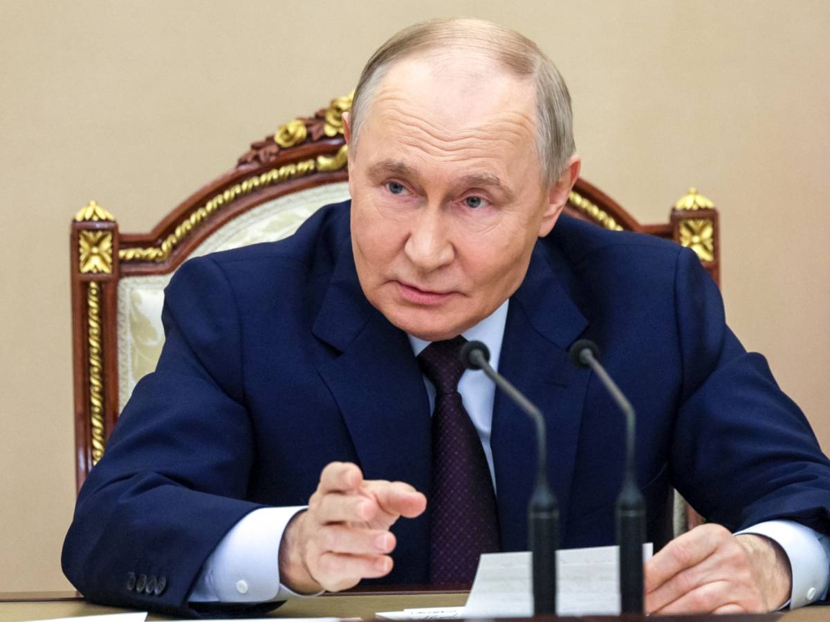 Putin: "La Russia potrebbe effettuare test nucleari" Putin: "La Russia potrebbe effettuare test nucleari"
