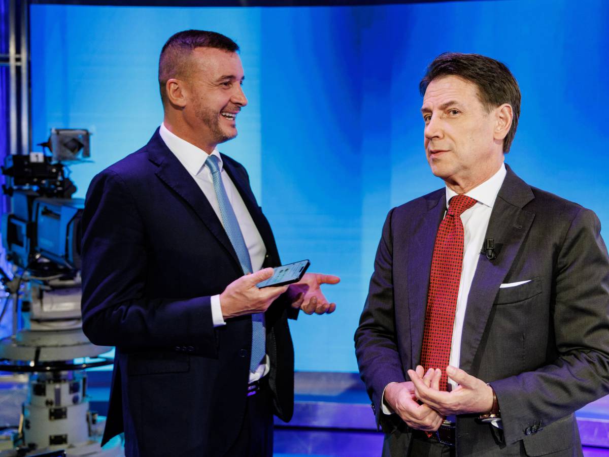 casalino lascia lo staff del m5s ma ha gi224 pronto un piano b ecco dove lo rivedremo da Ilgiornale.it casalino lascia lo staff del m5s ma ha gi224 pronto un piano b ecco dove lo rivedremo