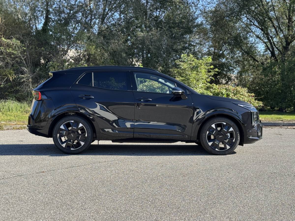 Kia Sportage 2025: guarda la gallery del restyling, confermato anche diesel 14