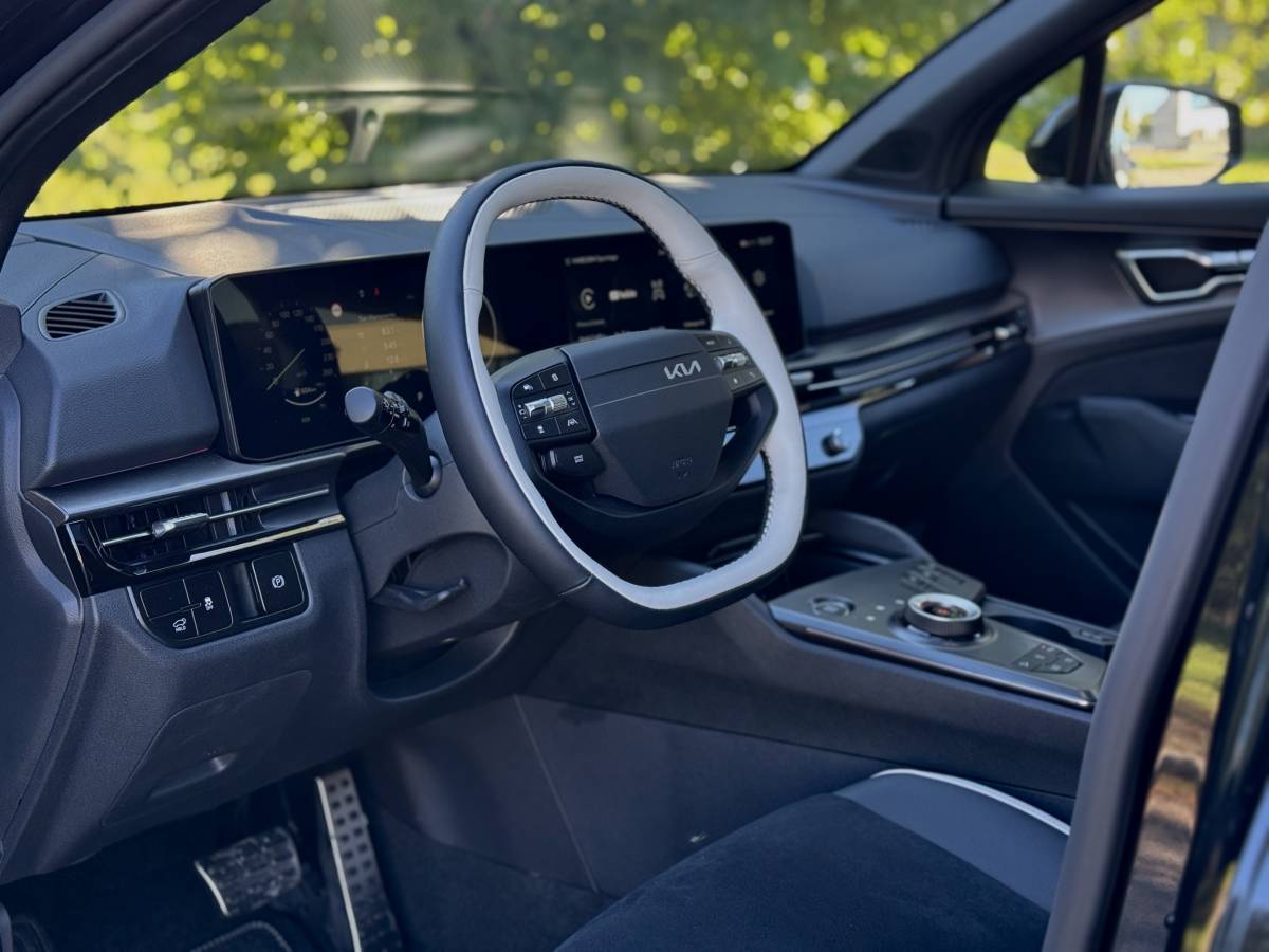 Kia Sportage 2025: guarda la gallery del restyling, confermato anche diesel 8