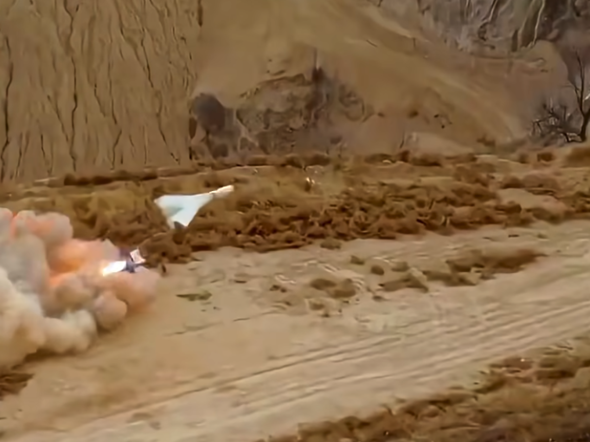 "Drone cinese kamikaze low cost": come funziona il Feilong 300D "Drone cinese kamikaze low cost": come funziona il Feilong 300D