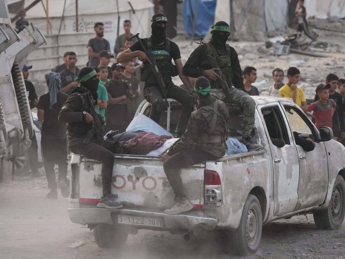 A Vienna le armi di Hamas. "Vogliono colpire l’Europa" A Vienna le armi di Hamas. "Vogliono colpire l’Europa"