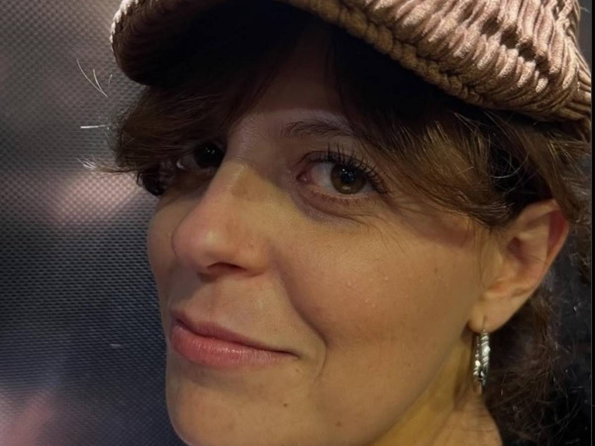 Ilaria Salis e il post in ascensore: "Quanto sarebbe bello lavorare..." E gli utenti insorgono Ilaria Salis e il post in ascensore: "Quanto sarebbe bello lavorare..." E gli utenti insorgono