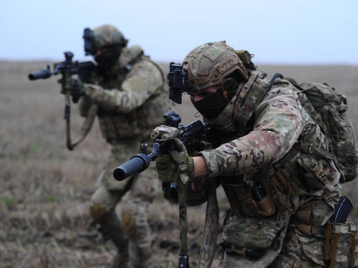 la russia bombarda base ucraina con gli f 16 da Ilgiornale.it la russia bombarda base ucraina con gli f 16