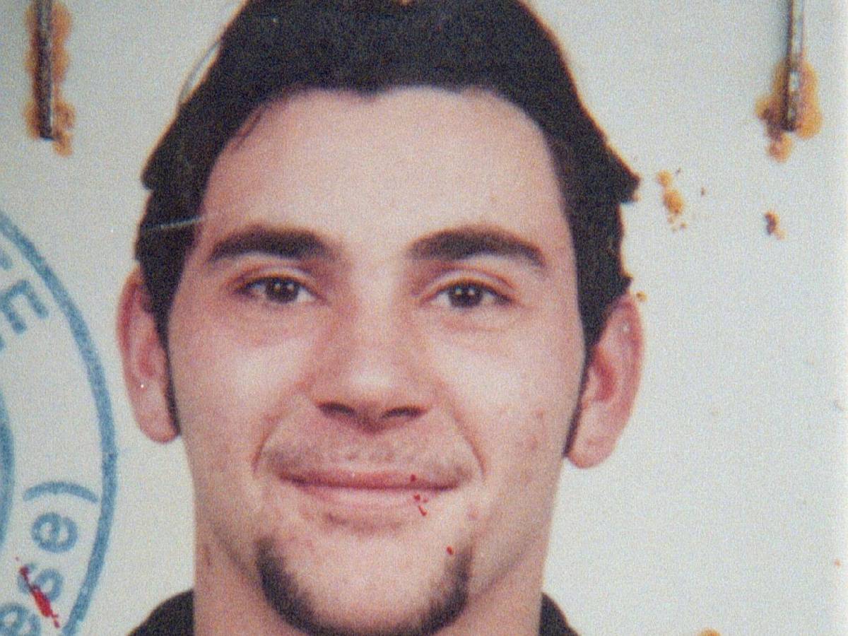 elia del grande di nuovo in fuga il killer della strage dei fornai ricerche in tutta italia da Ilgiornale.it elia del grande di nuovo in fuga il killer della strage dei fornai ricerche in tutta italia