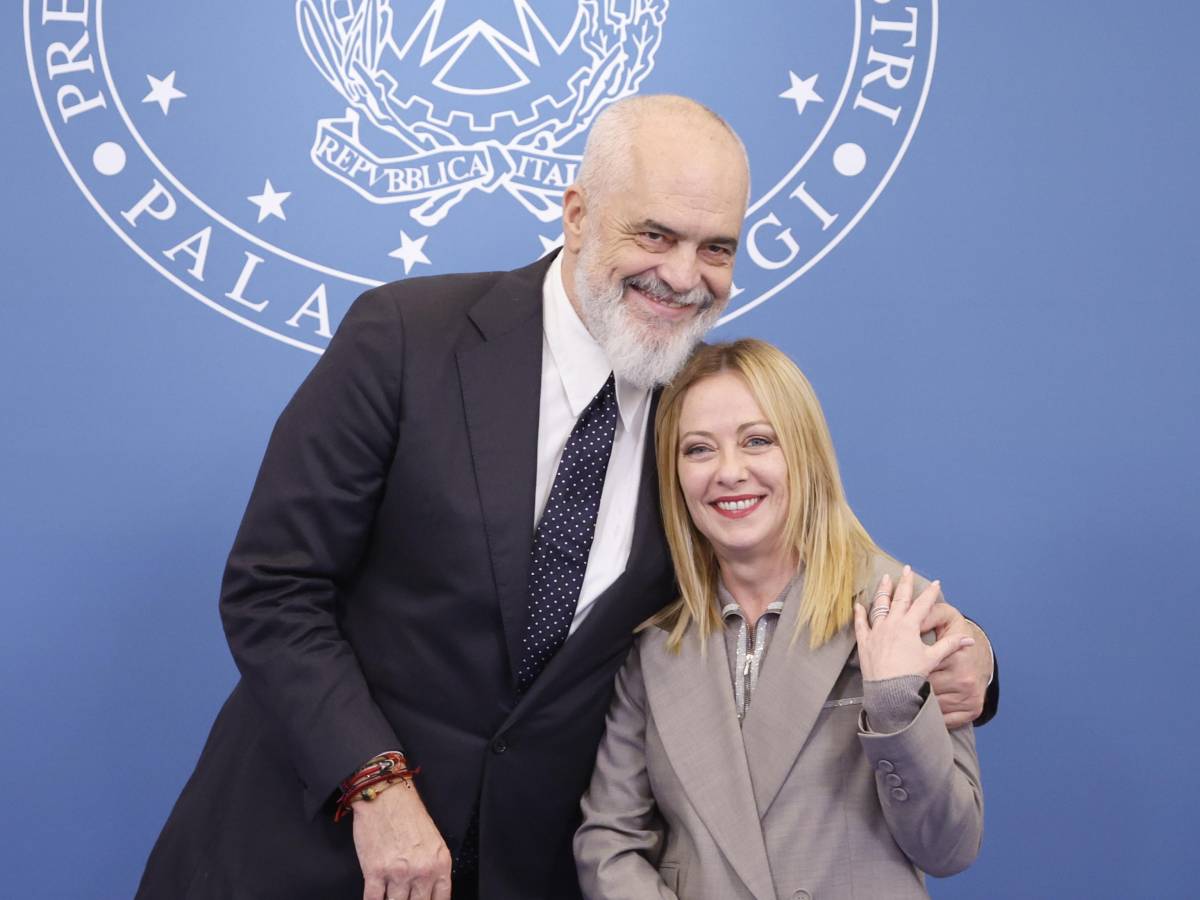 molti paesi europei ce l hanno richiesto ma l accordo sul cpr vale solo per l italia da Ilgiornale.it molti paesi europei ce l hanno richiesto ma l accordo sul cpr vale solo per l italia