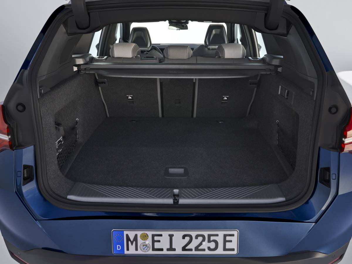 BMW X3 2025: guarda la gallery del SUV premium diesel 6