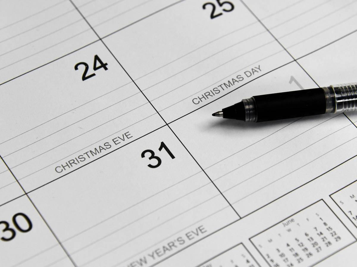 Ferie di dicembre, quanti giorni spettano? Ecco quanti conviene prenderne Ferie di dicembre, quanti giorni spettano? Ecco quanti conviene prenderne