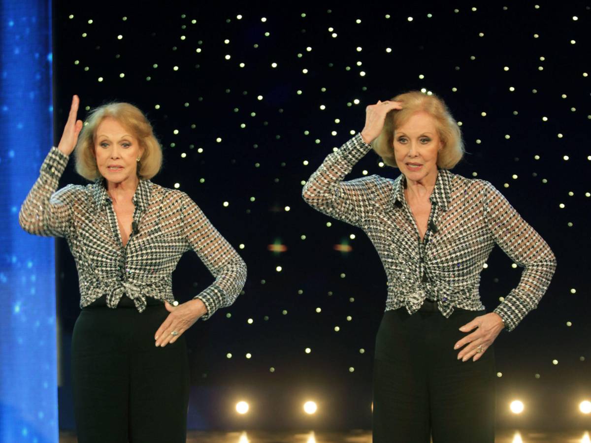 Pro Vita sulla morte delle gemelle Kessler: "Indotte al suicidio da società malata" Pro Vita sulla morte delle gemelle Kessler: "Indotte al suicidio da società malata"