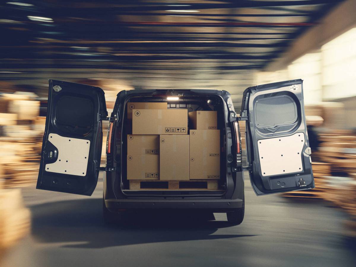 Nuovo Renault Trafic Van E-Tech, guarda la gallery 2