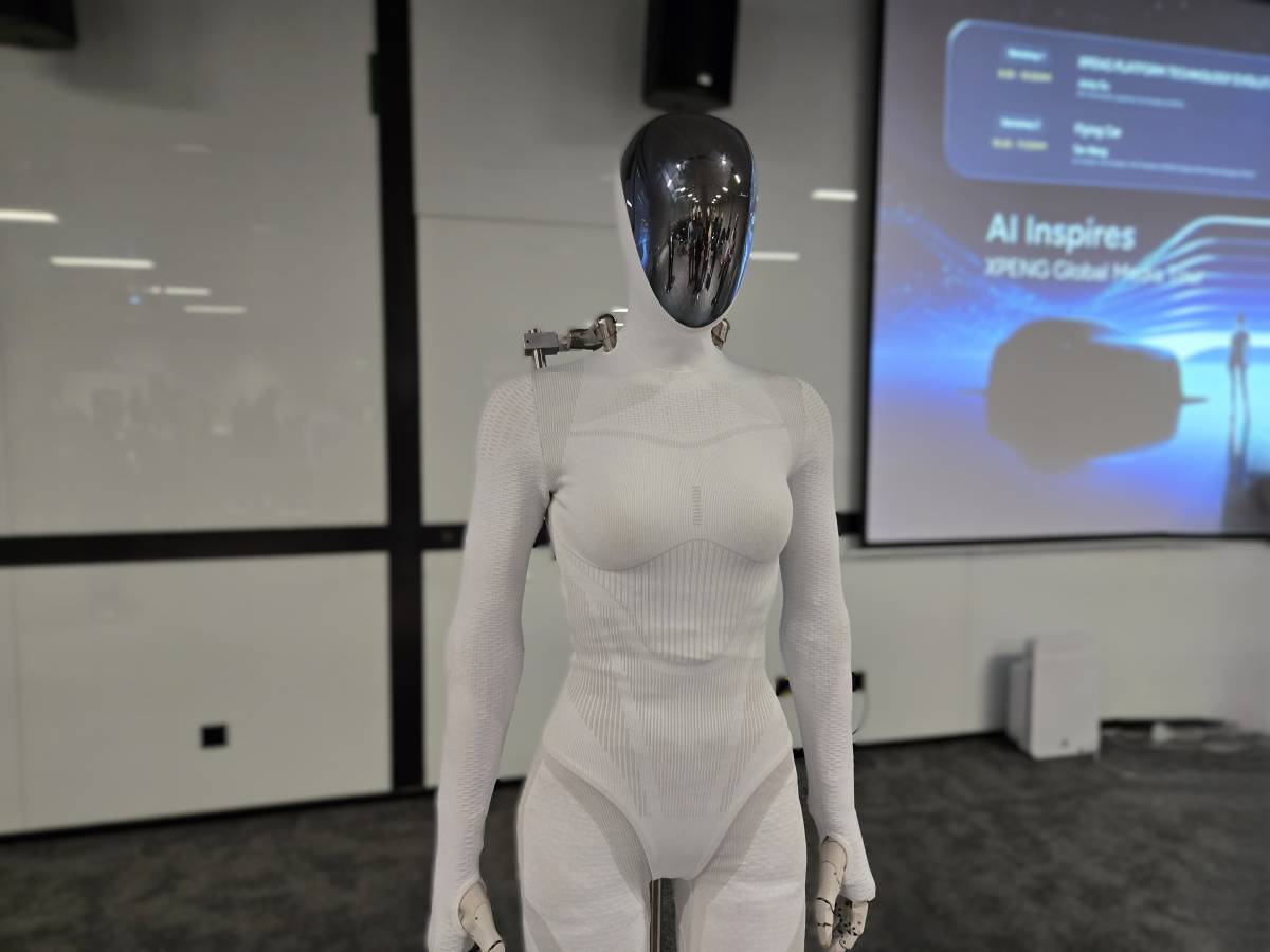 I robot non dipenderanno da Internet, gli umani sì. Ecco XPENG Iron I robot non dipenderanno da Internet, gli umani sì. Ecco XPENG Iron