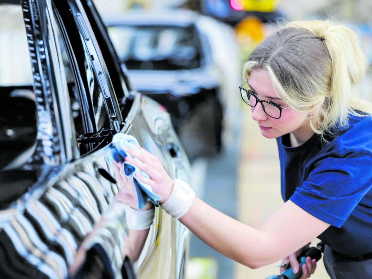 l8217auto tedesca perde 48mila posti