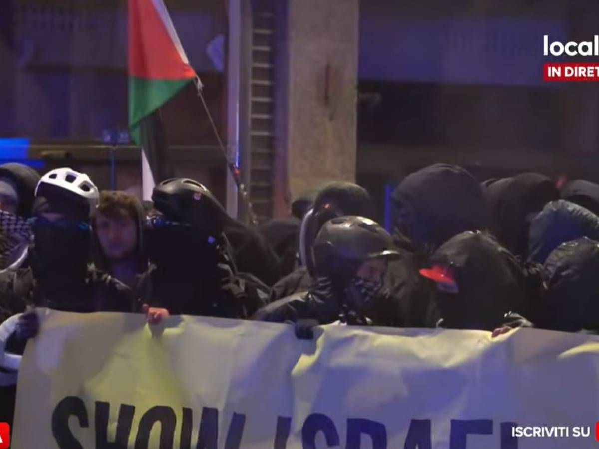 Scontri a Bologna, i ProPal tentano l