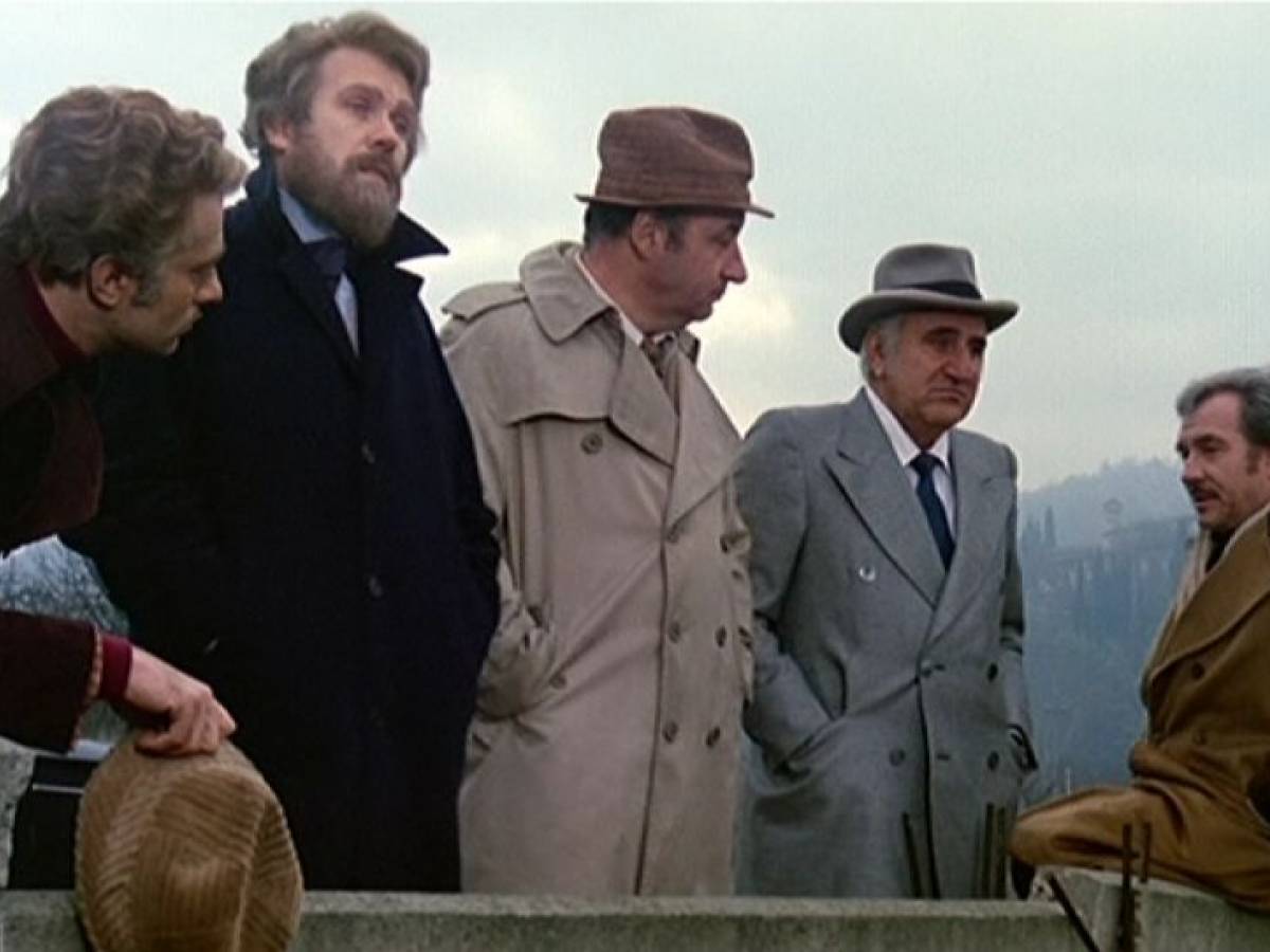 La supercazzola, la zingarata, gli schiaffi al treno. Il segreto di "Amici Miei" La supercazzola, la zingarata, gli schiaffi al treno. Il segreto di "Amici Miei"