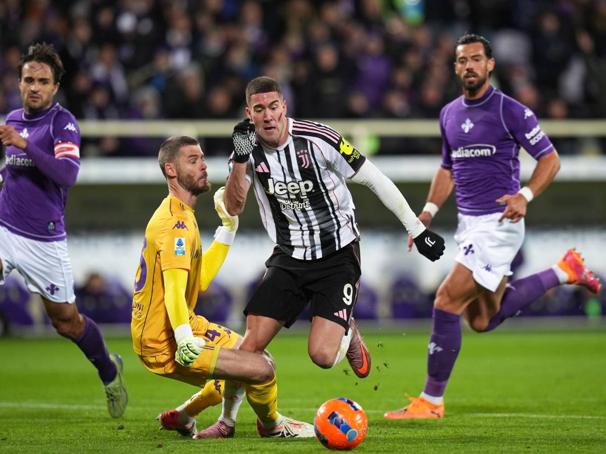 La Juventus bloccata sull’1 1 dalla prima Fiorentina di Vanoli: in rete Kostic e Mandragora La Juventus bloccata sull’1 1 dalla prima Fiorentina di Vanoli: in rete Kostic e Mandragora