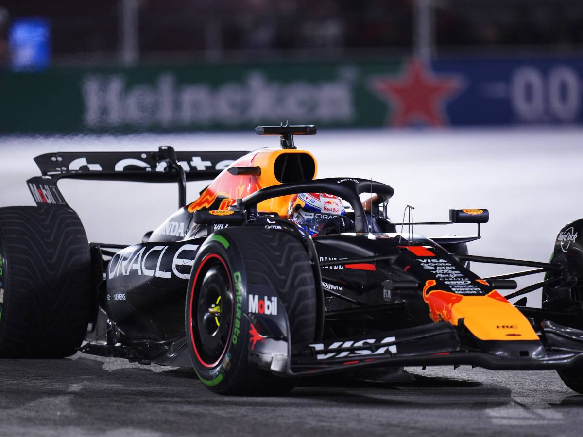 F1, Verstappen trionfa a Las Vegas davanti a Norris. Leclerc 6°, Hamilton 10°