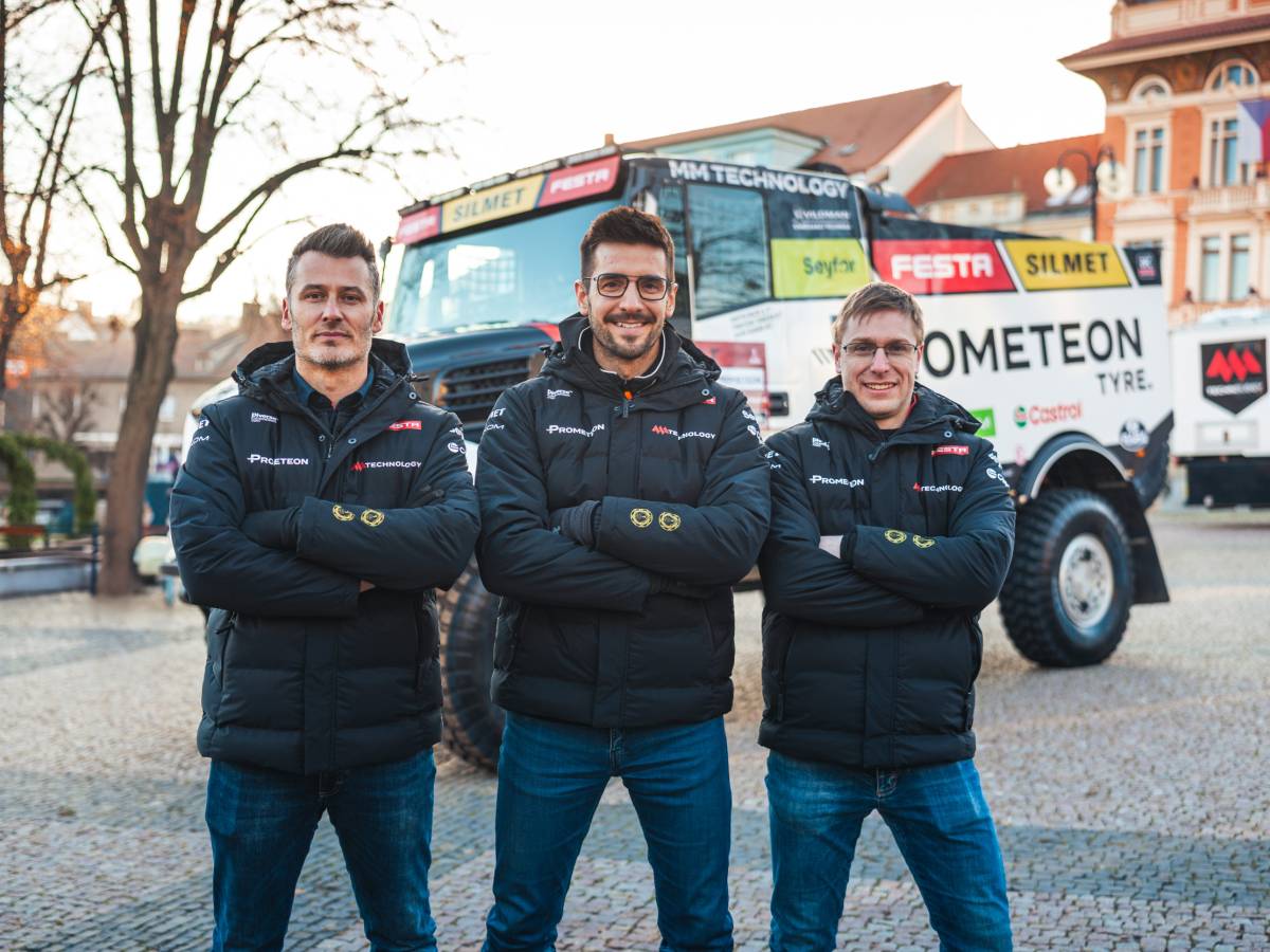 Prometeon rilancia nel rally raid: rinnovata la partnership con Macík Jr. e debutto ufficiale alla Dakar 2026 Prometeon rilancia nel rally raid: rinnovata la partnership con Macík Jr. e debutto ufficiale alla Dakar 2026