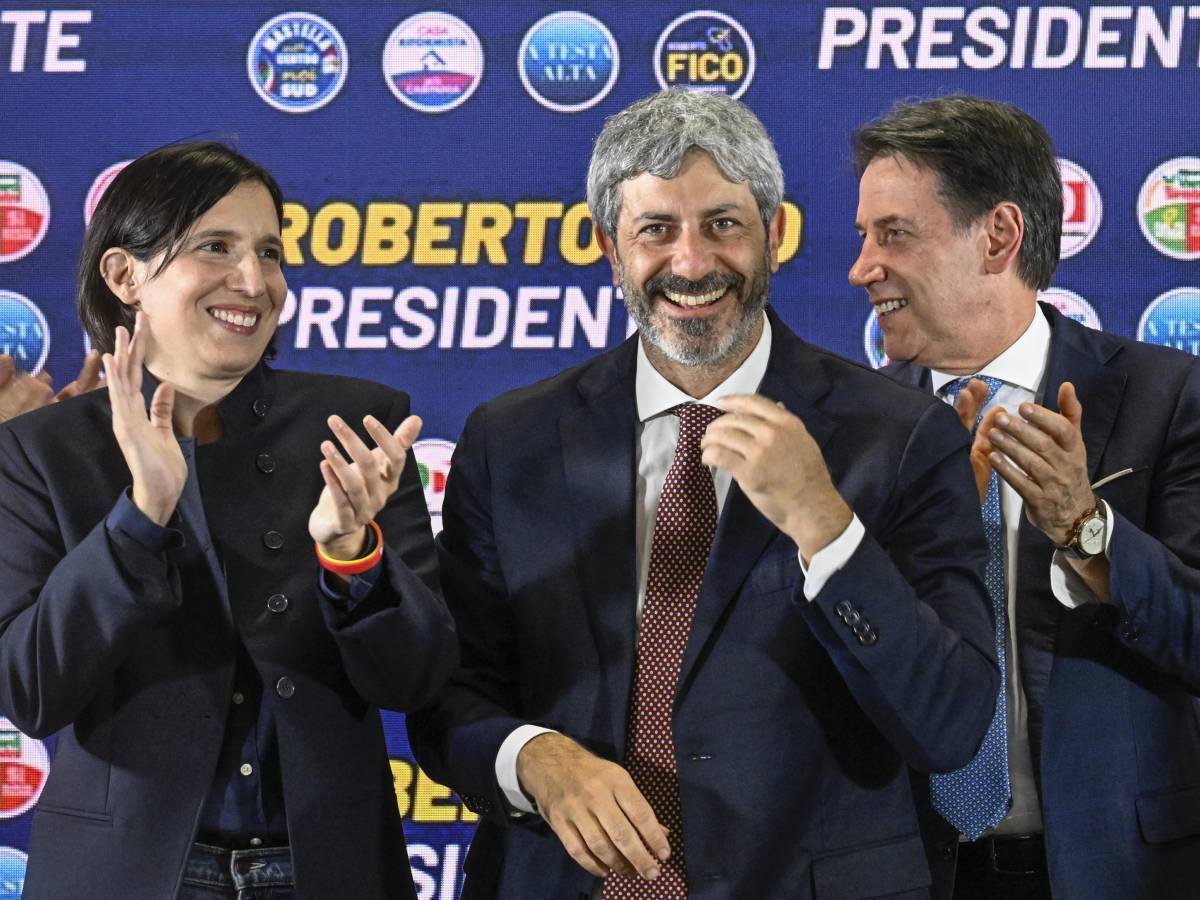 Doccia fredda per Elly & C. Altro che "spallata", il centrodestra guadagna. L’effetto Fico non basta: i 5 Stelle calano ancora