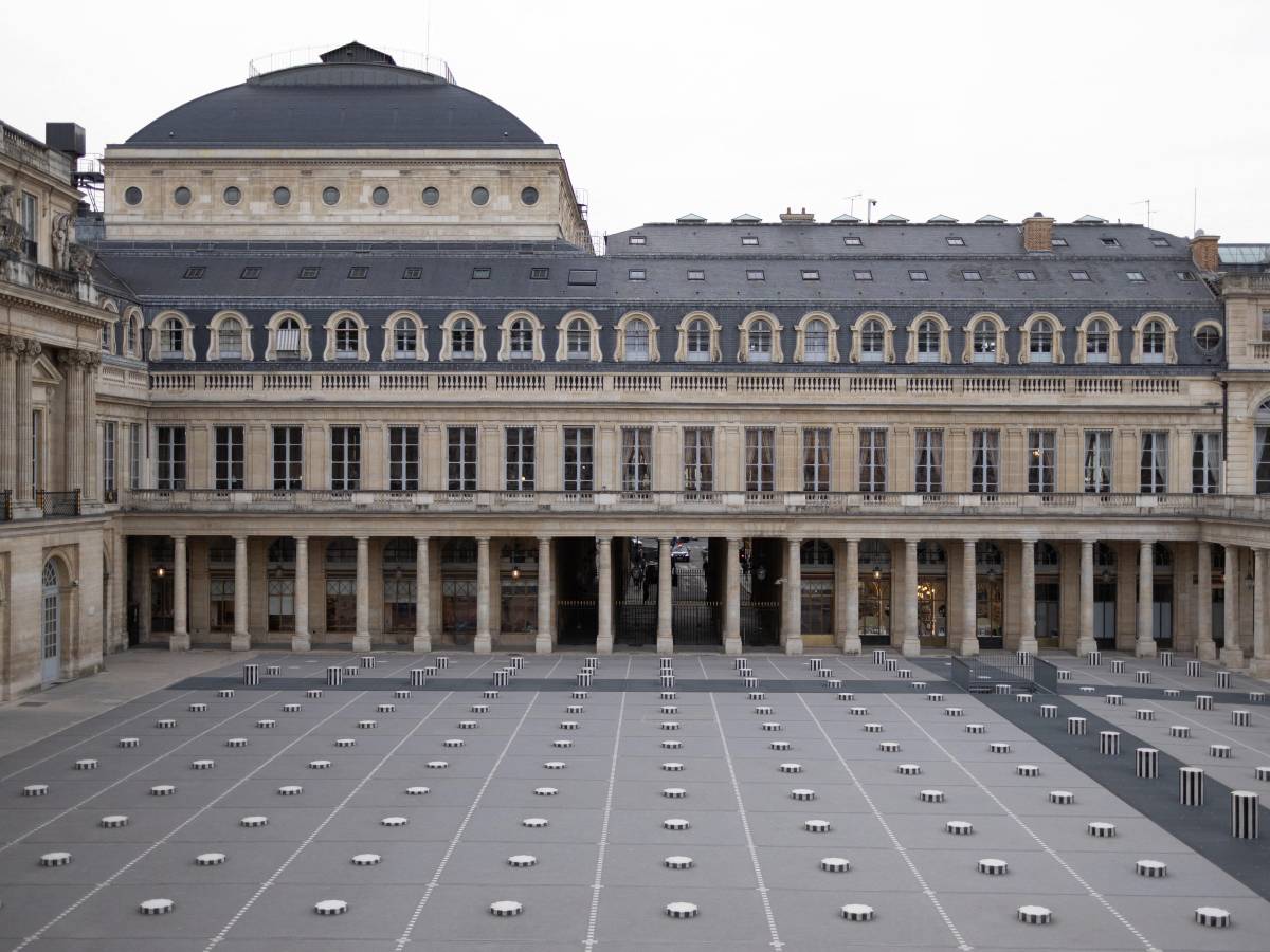 Francia, somministrano diuretici durante i colloqui al ministero: l’incredibile caso che travolge Parigi Francia, somministrano diuretici durante i colloqui al ministero: l’incredibile caso che travolge Parigi