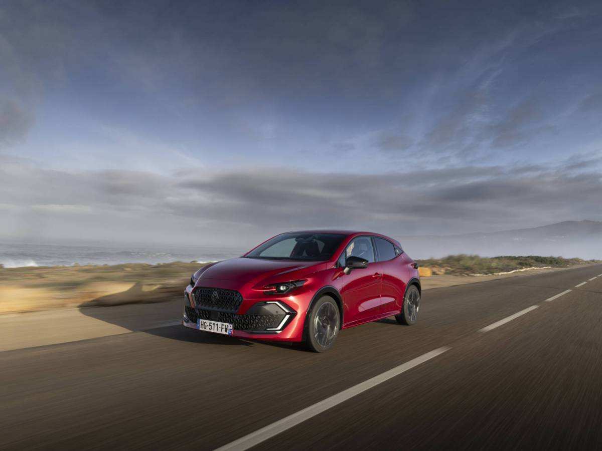 Nuova Renault Clio VI, prova su strada: piacevole conferma e ottimi consumi Nuova Renault Clio VI, prova su strada: piacevole conferma e ottimi consumi